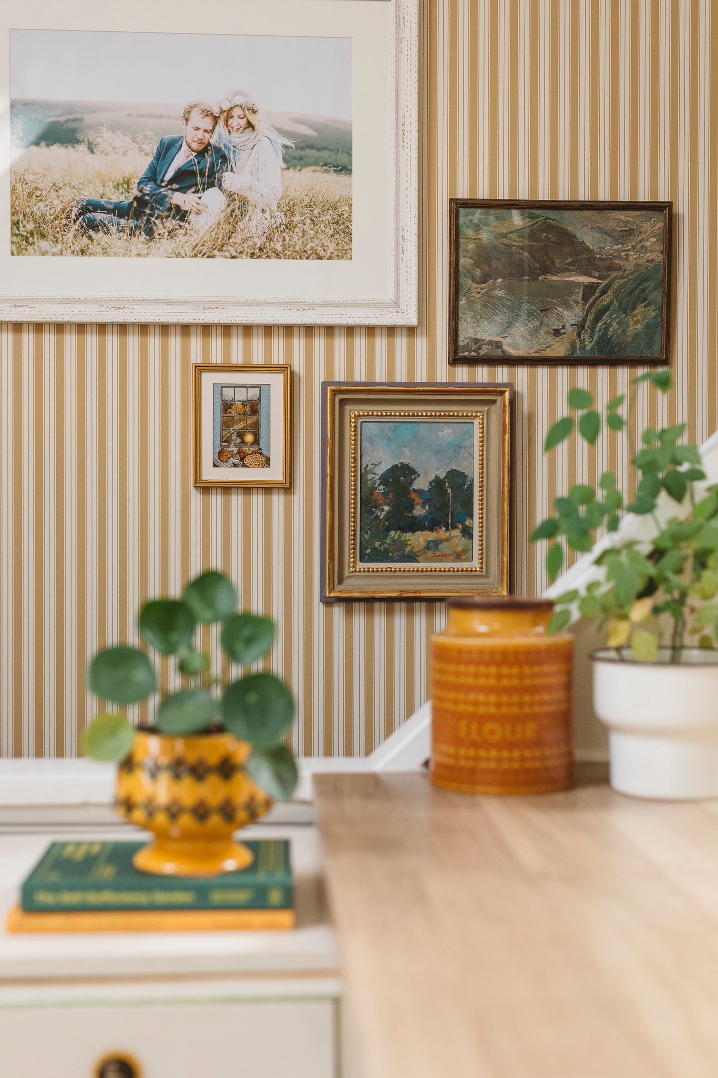 Behang Strepen - Niton - Goudsbloem