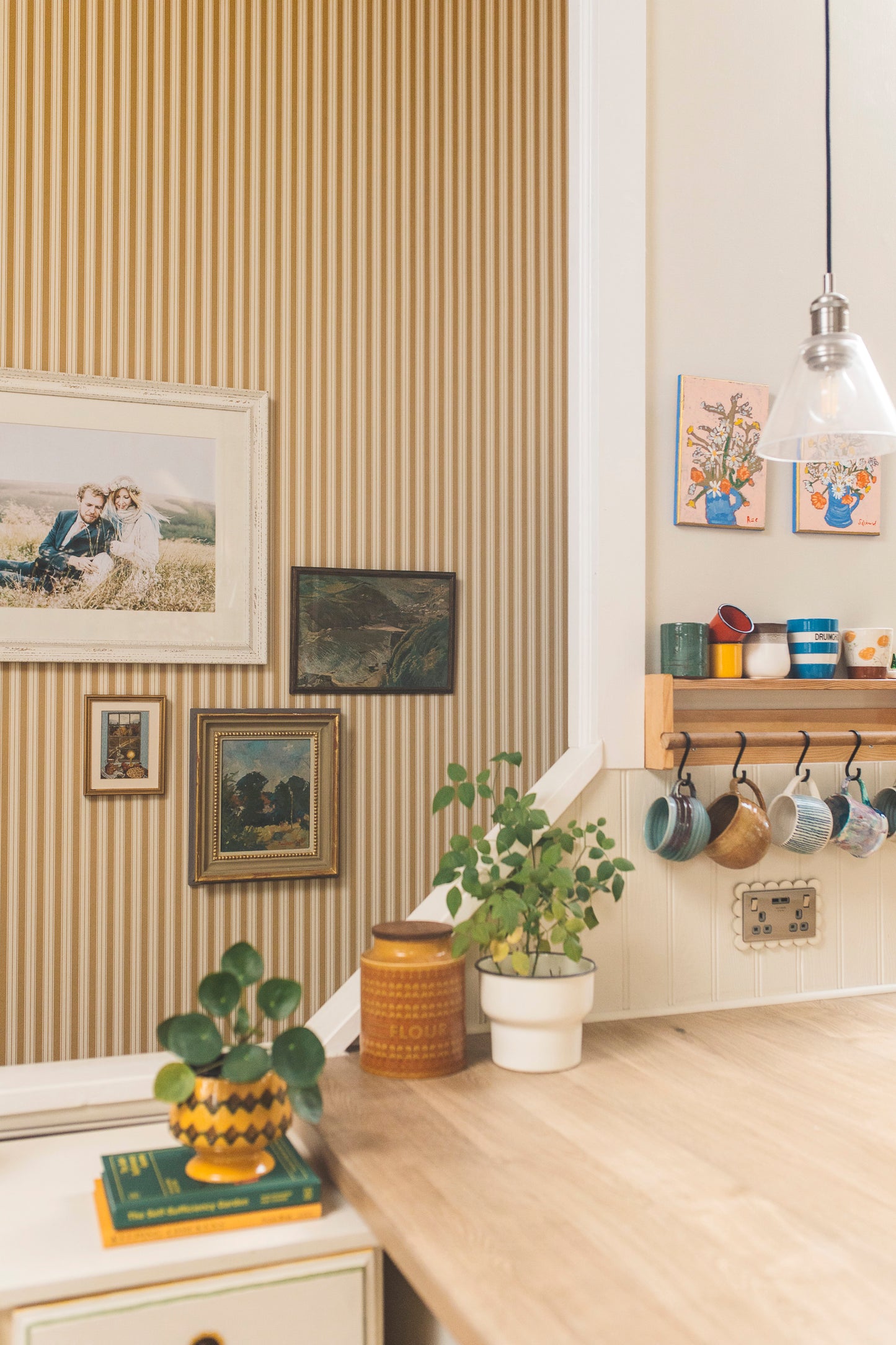 Behang Strepen - Niton - Goudsbloem