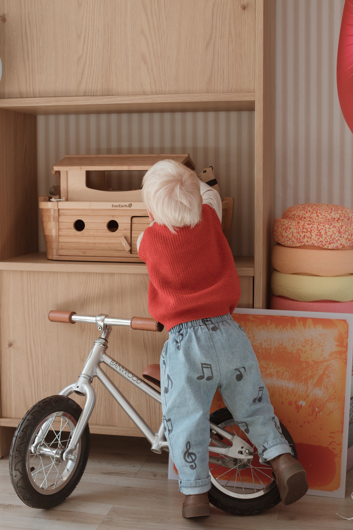 Wallpaper Stripes - French - Beige