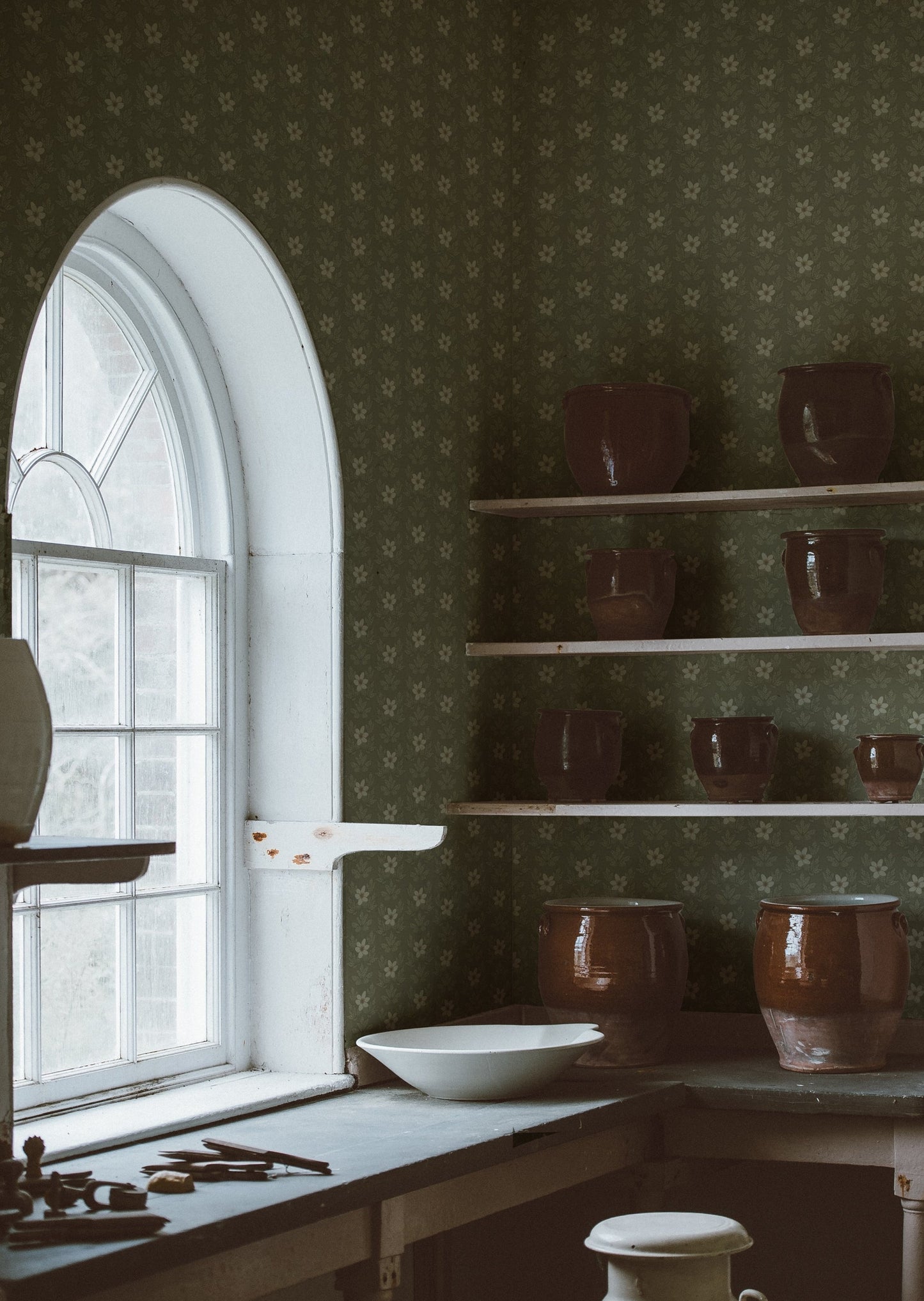 Peel & Stick Wallpaper - Wood Anemone - Green