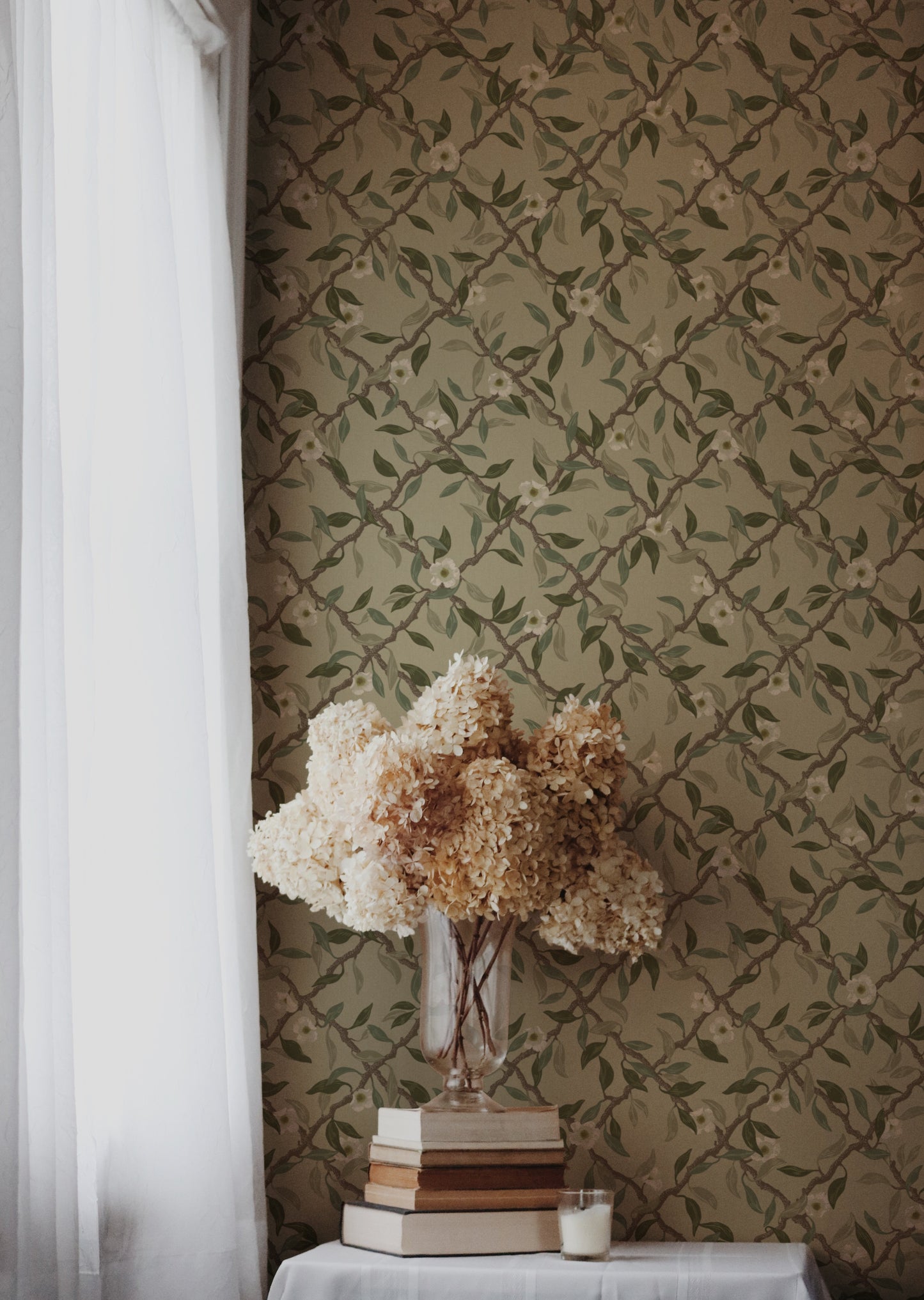 Summer Gray Wallpaper - Espalier - Sage Green (SALE)