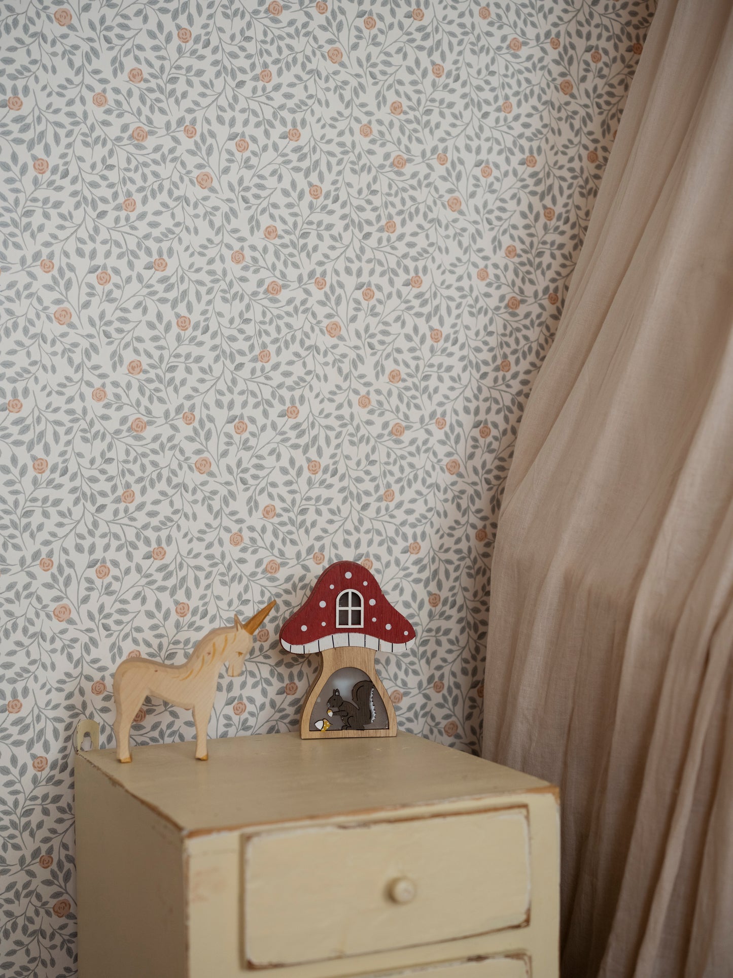 Summer Gray Tapete - Kletterrose - Blau