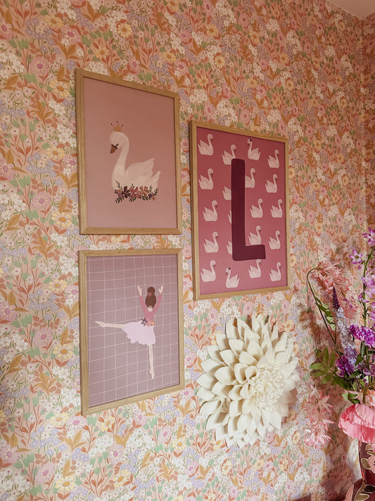 A celebration of Doris & Lola - hand-drawn by Dutch designer Lily Odette