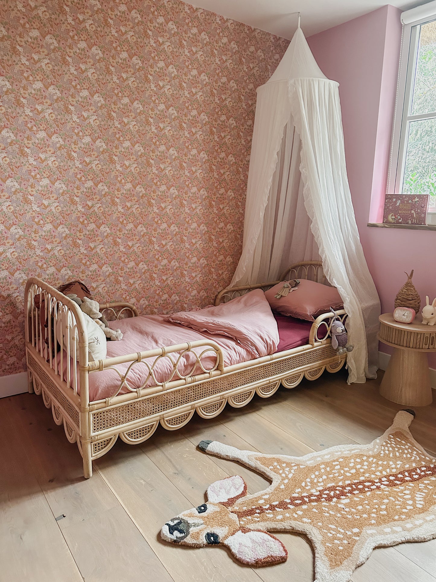 Lola, Pequeña - Albaricoque