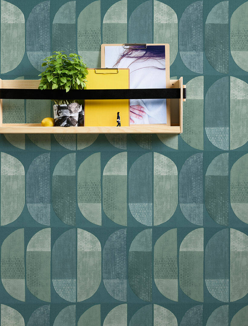 Geometric Wallpaper - deco pattern in green