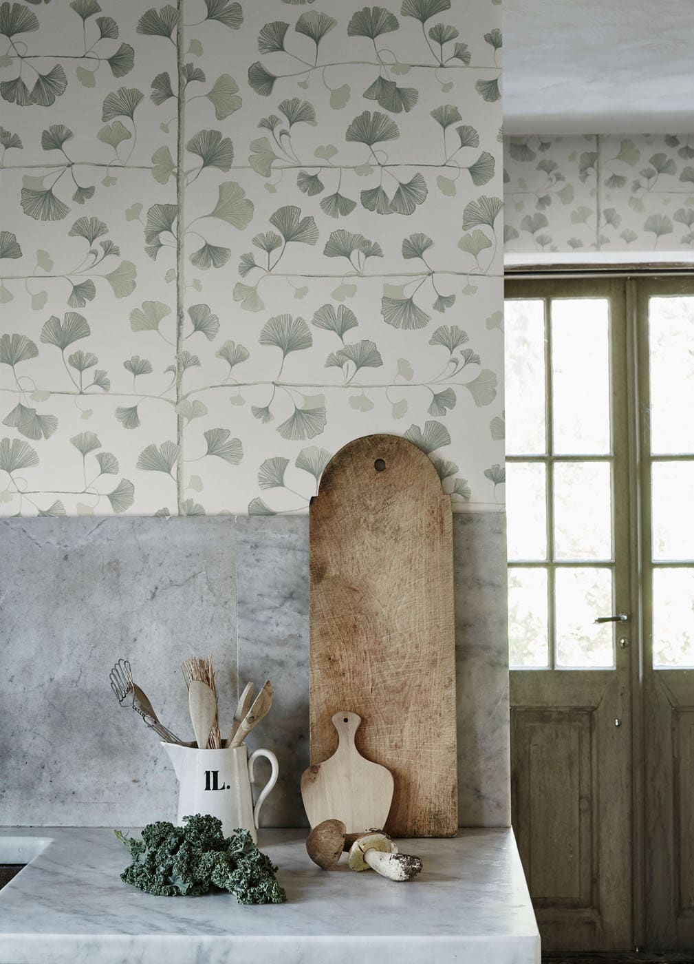 Sandberg Wallpaper - Ginkgo Light Green