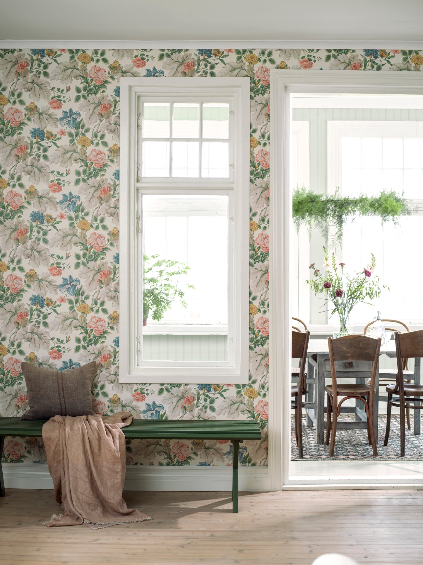 Borastapeter Wallpaper - Carnation Garden - White Background